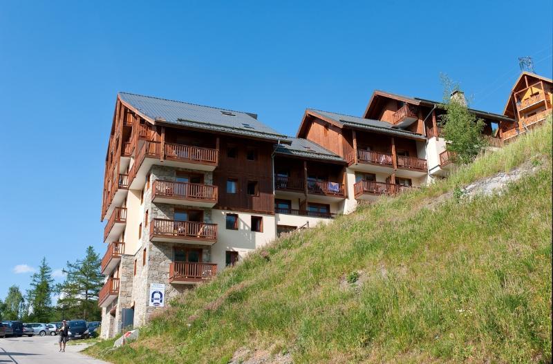 Madame Vacances - Residence Les Valmonts 瓦卢瓦尔 外观 照片